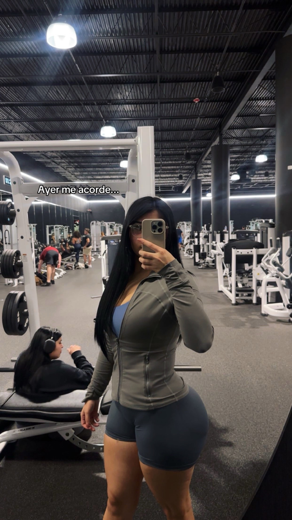 @sarah m.