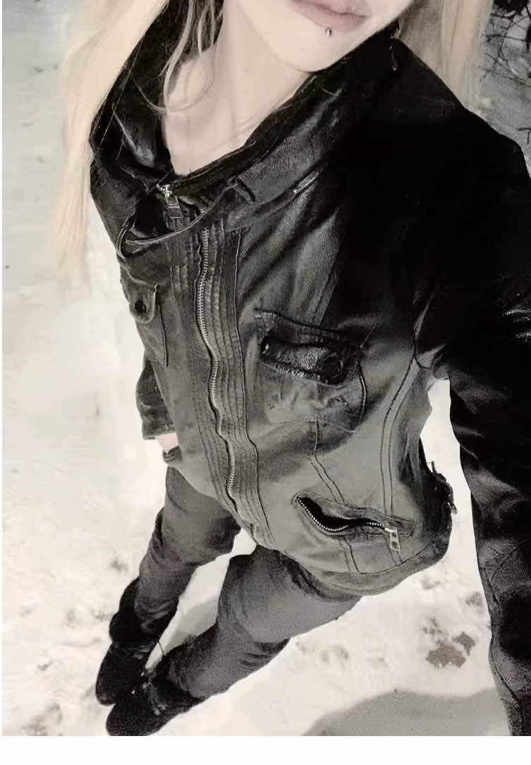 @♱⃓𝔡𝔞𝔪𝔫⚔︎𝔴𝔦𝔱𝔠𝔥𝔮♱⃓