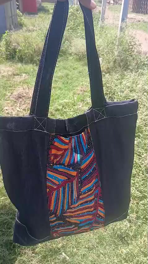 @tote.bags.by.archie