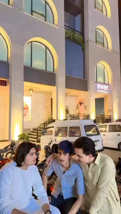 @Farhan khan 🖤👑🤘🏻