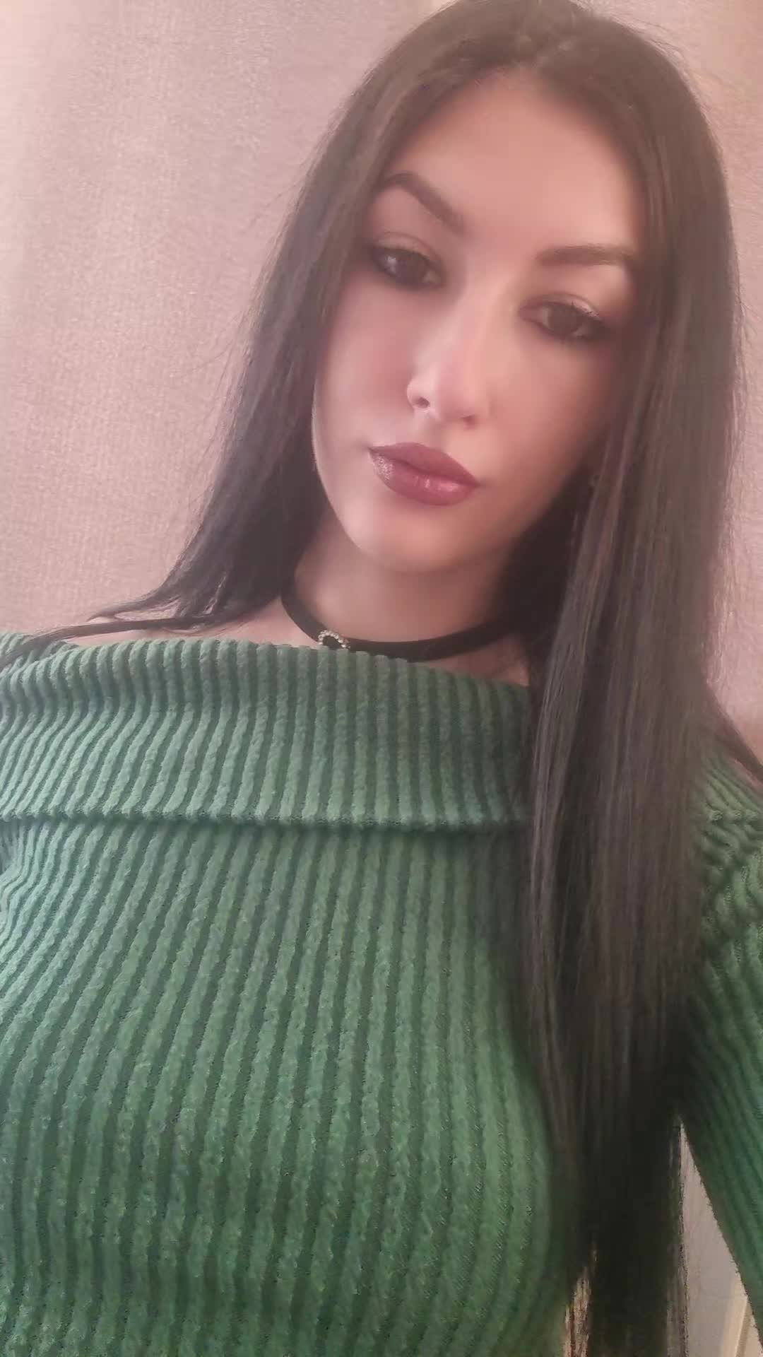 @Brunettebabe135