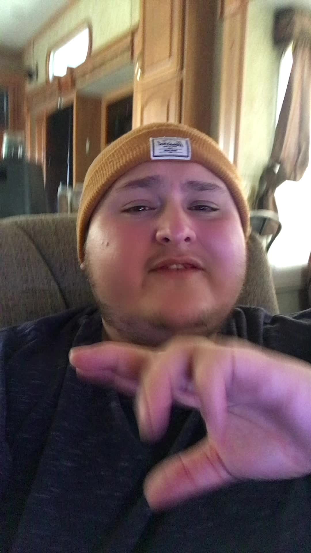 @#QualityKing🏳️&zwj;🌈