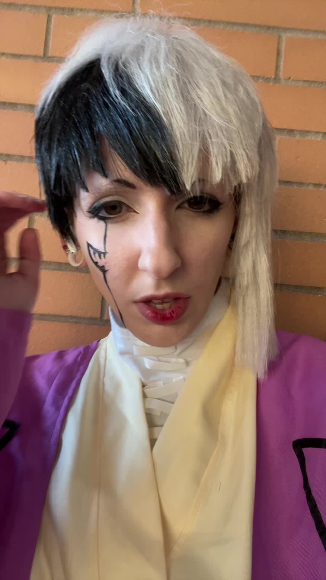 @emoampora