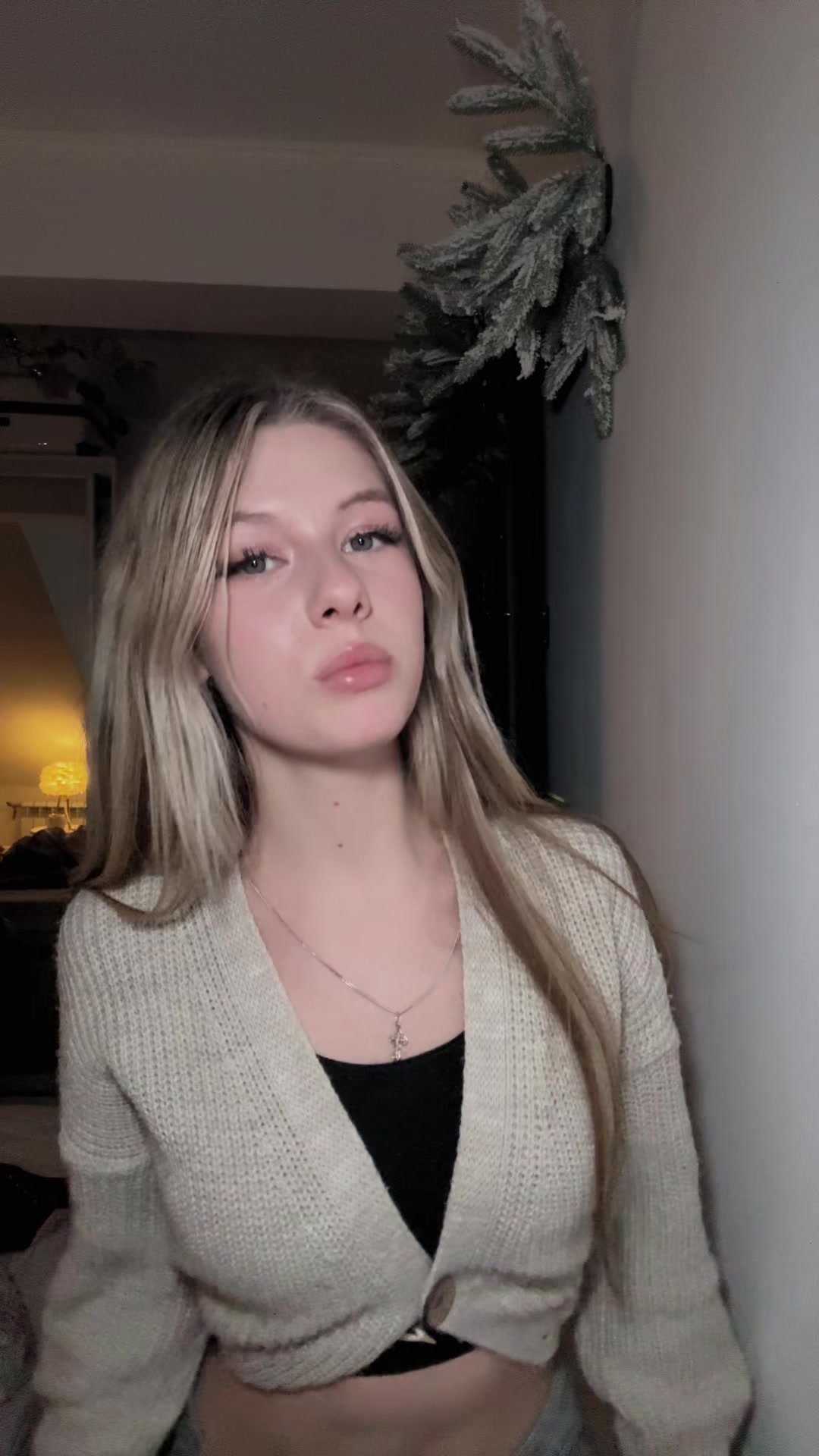 @Никуша