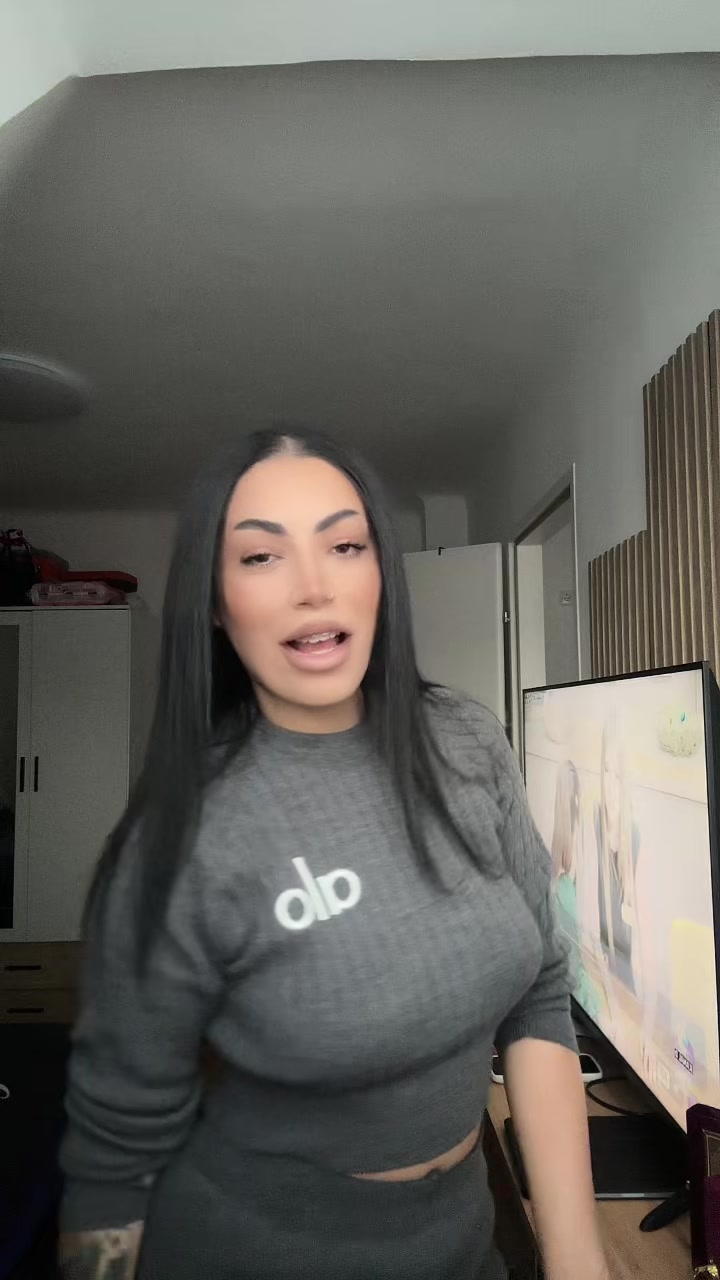 @🐆 ELLA🐆