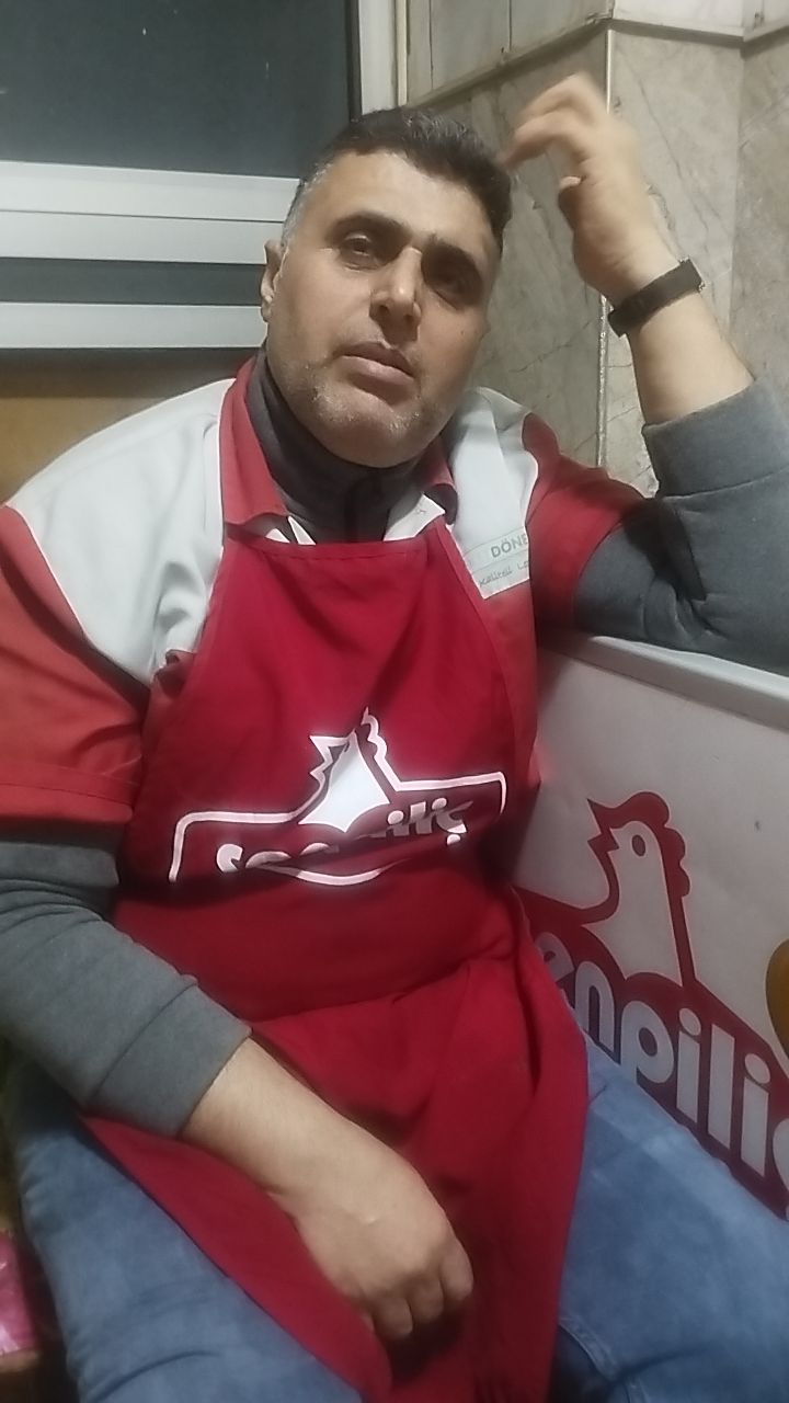 @EFE. &Ouml;ZG&Uuml;VEN 76