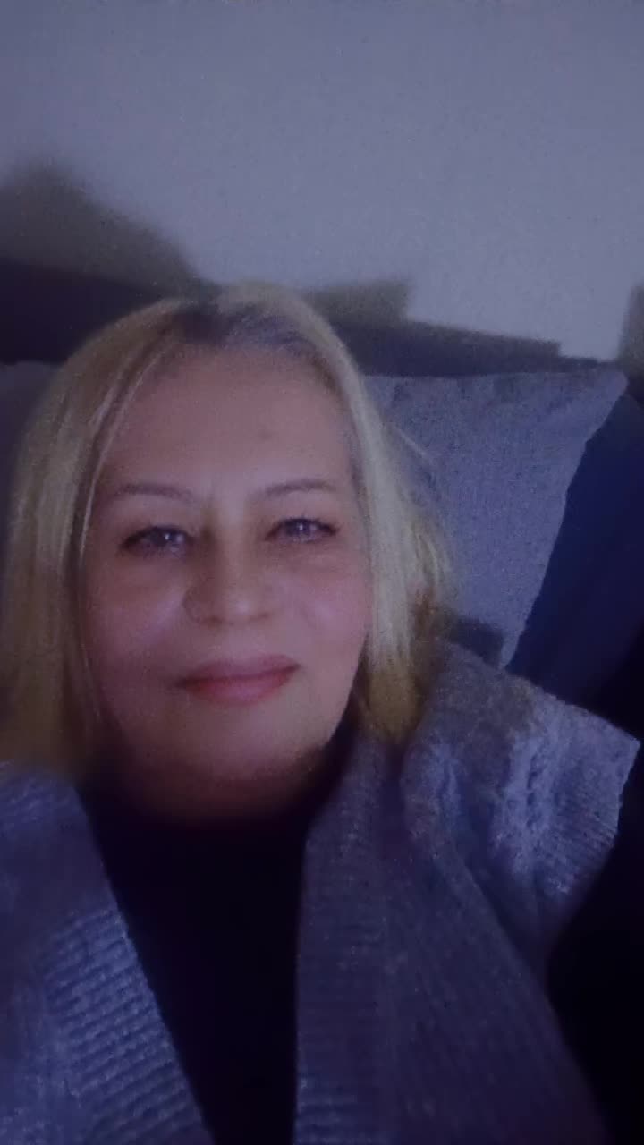@Rebecca_Şerban