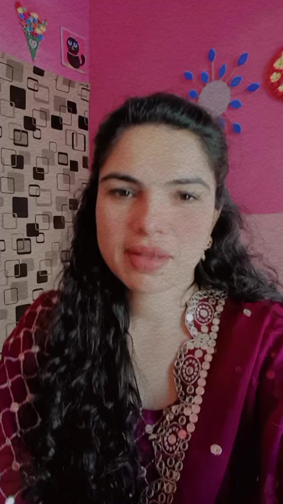 @KARACHI GIRL 🤭