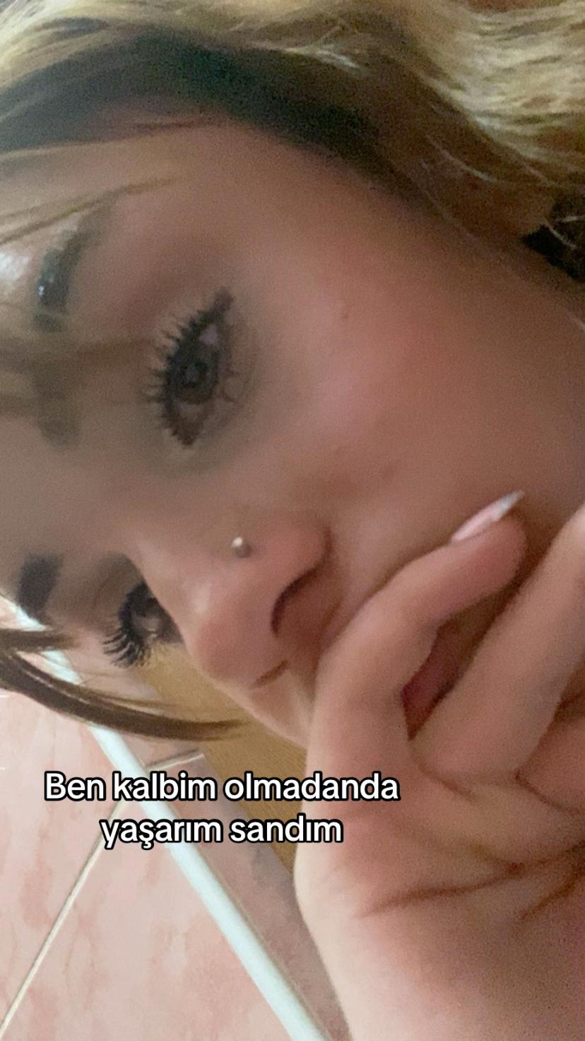 @berryhibiscusbubbletea