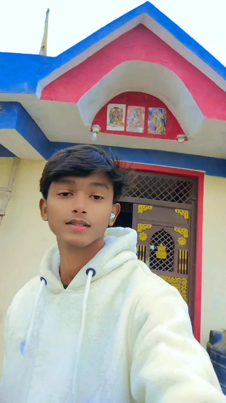 @MADHESI__XAURA