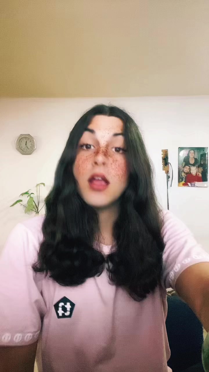 @briiquiroz_22