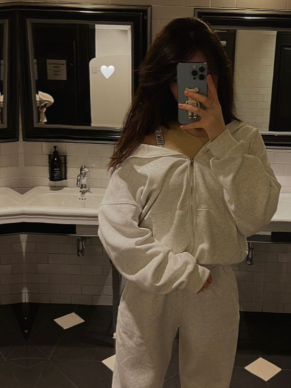 @ᔕᗩᖇᗩ