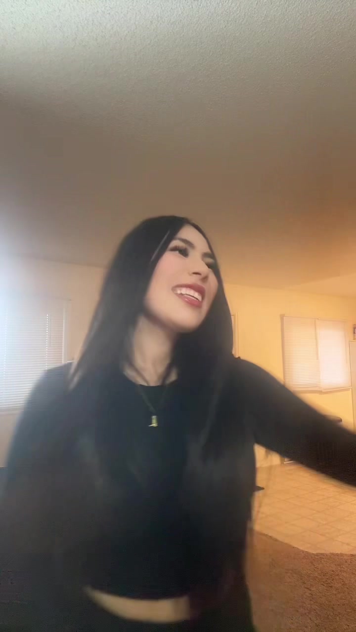 @deegoeswest