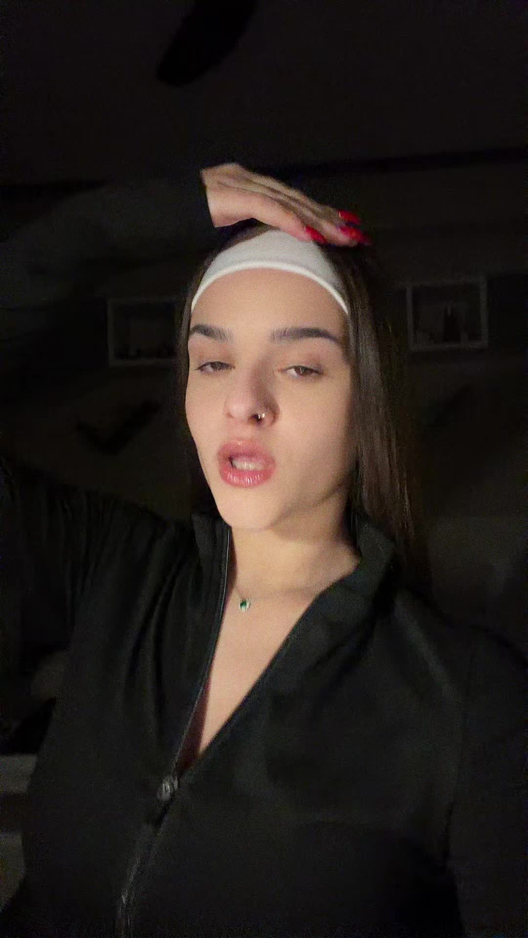 @elliplakia
