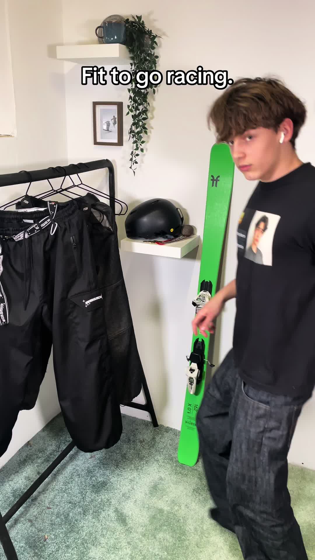 @Threadspants
