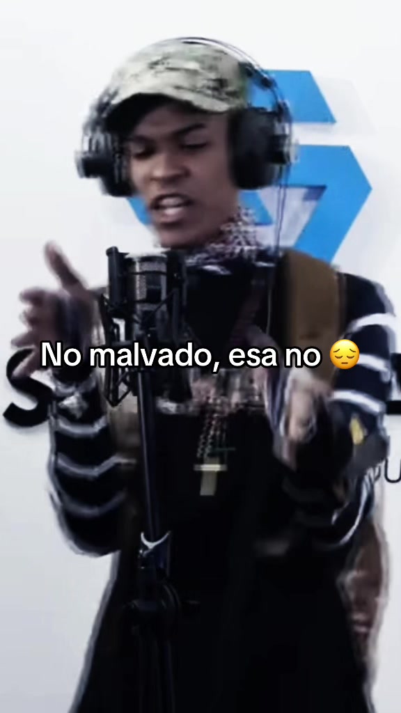 @Ꭵᔕᗩᗩᑕ ᒎᗝᔕᗴ