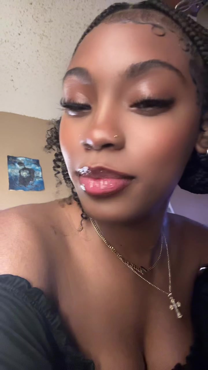 @direalyayaaa_