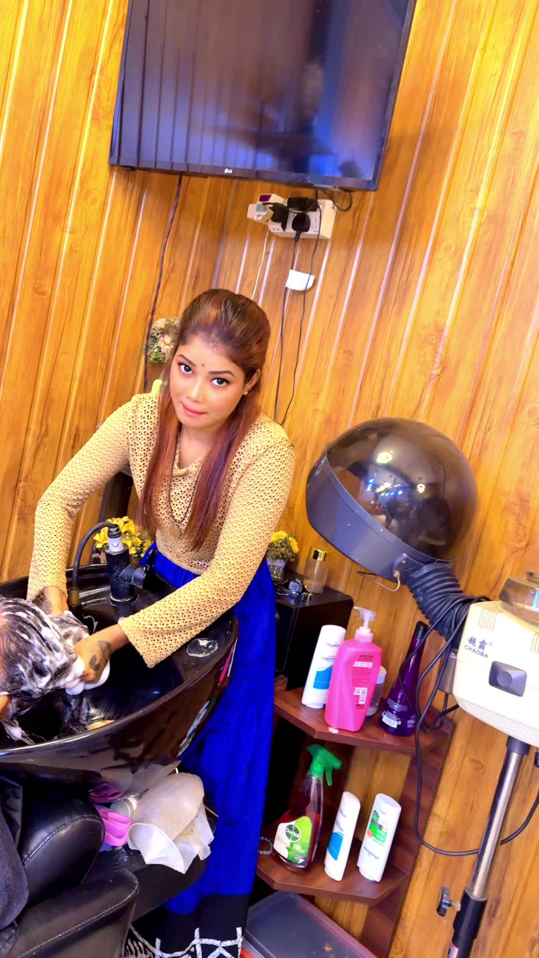 @GOLDEN BEAUTY PARLOUR