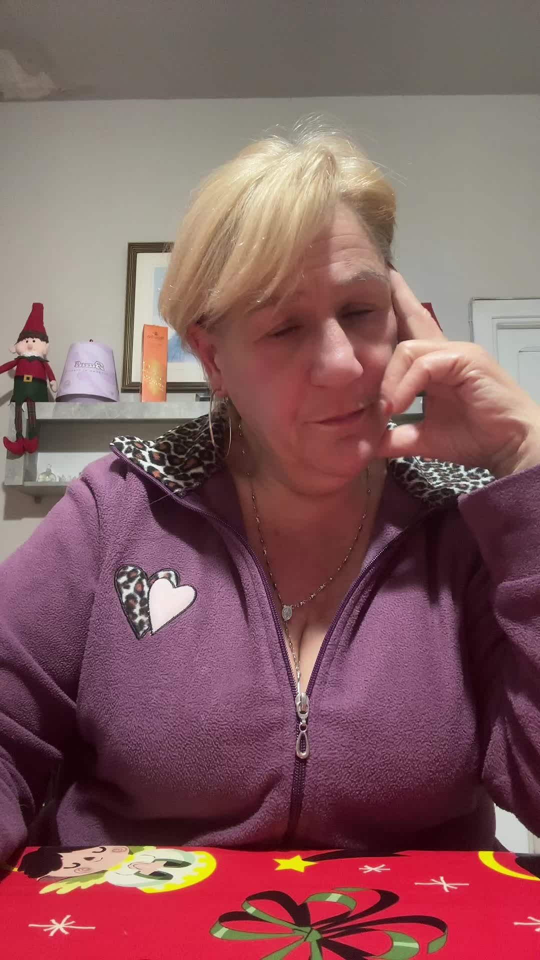 @angela