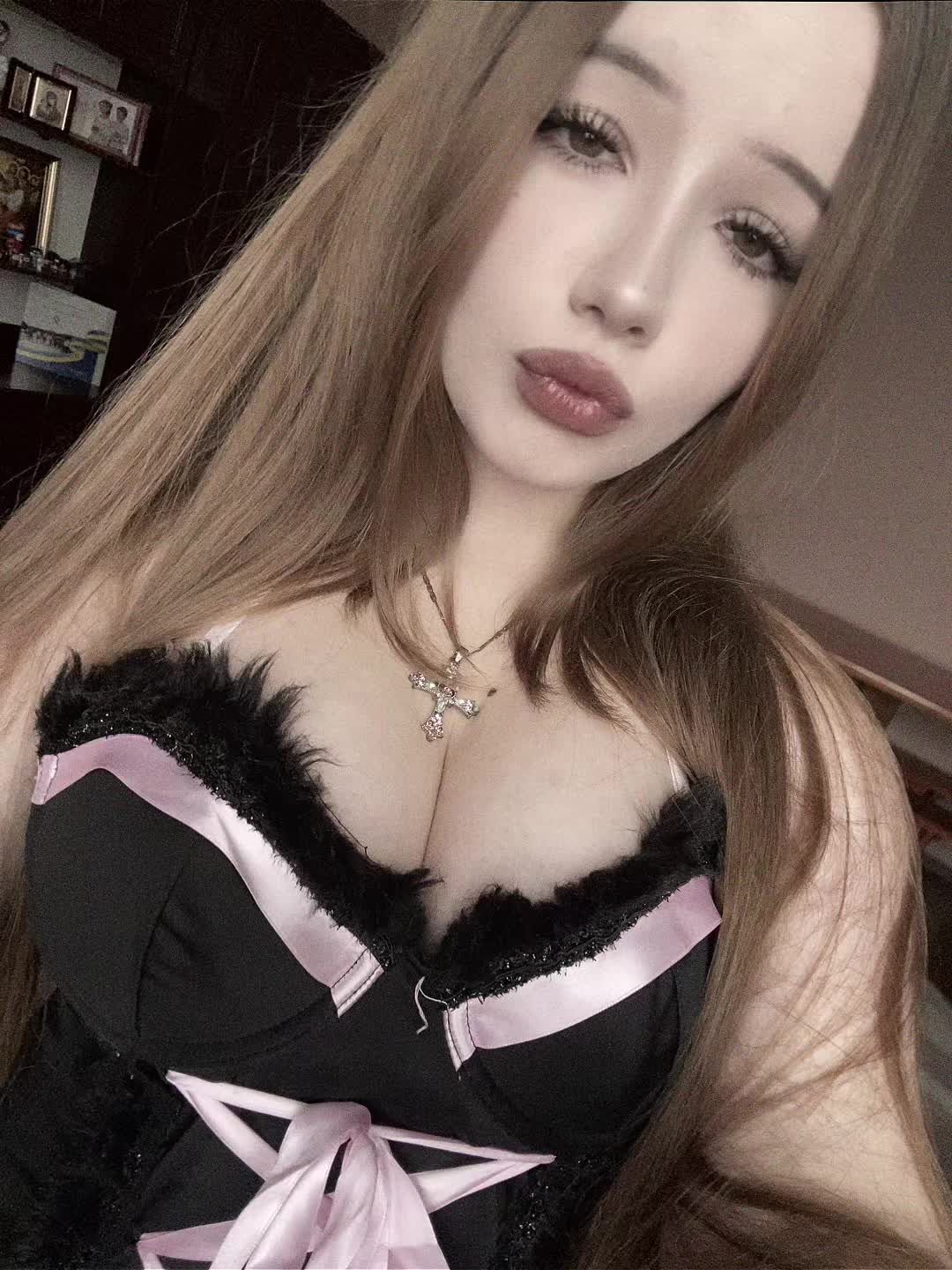 @li_n.u_sia