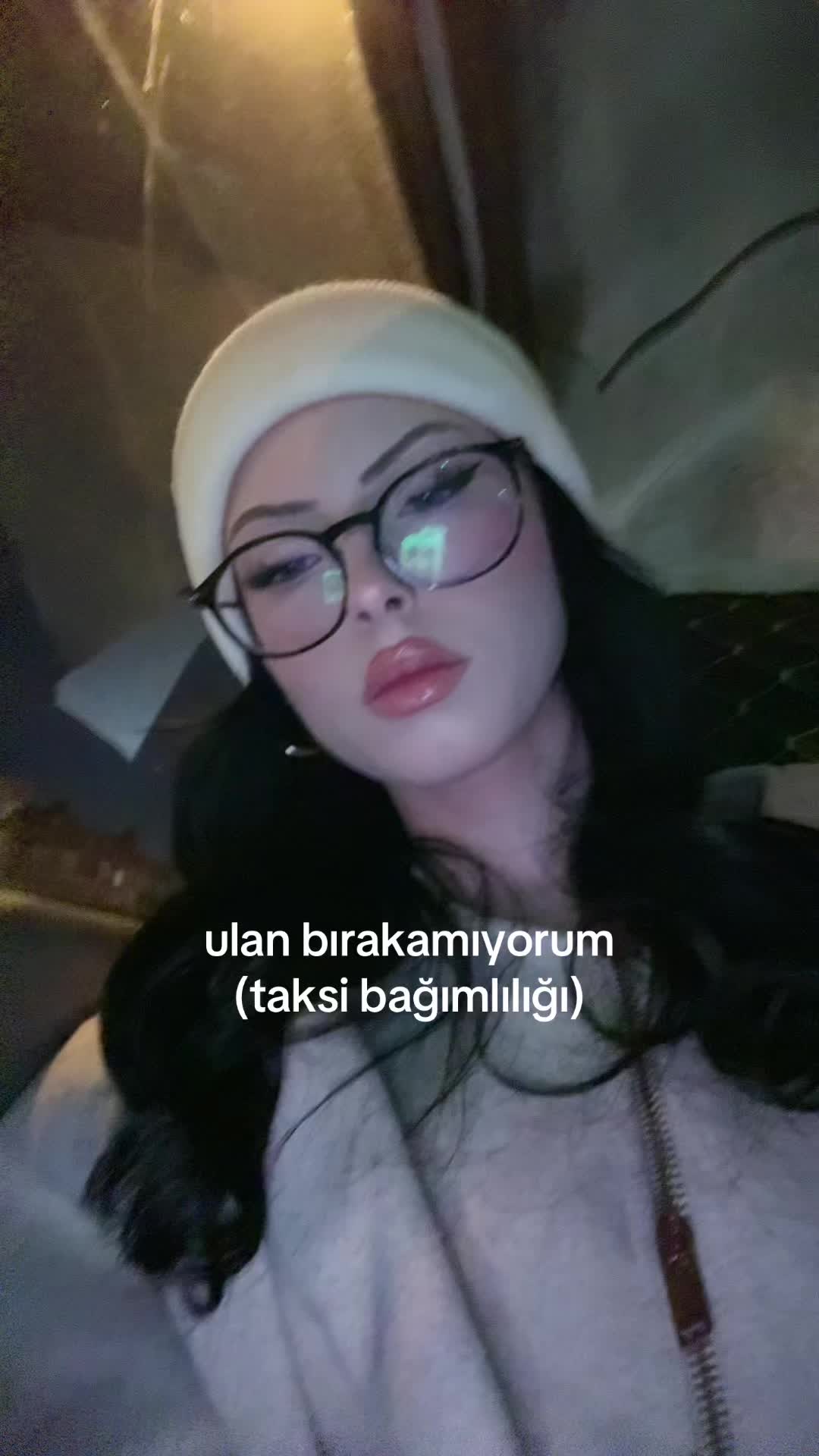 @L&acirc;l