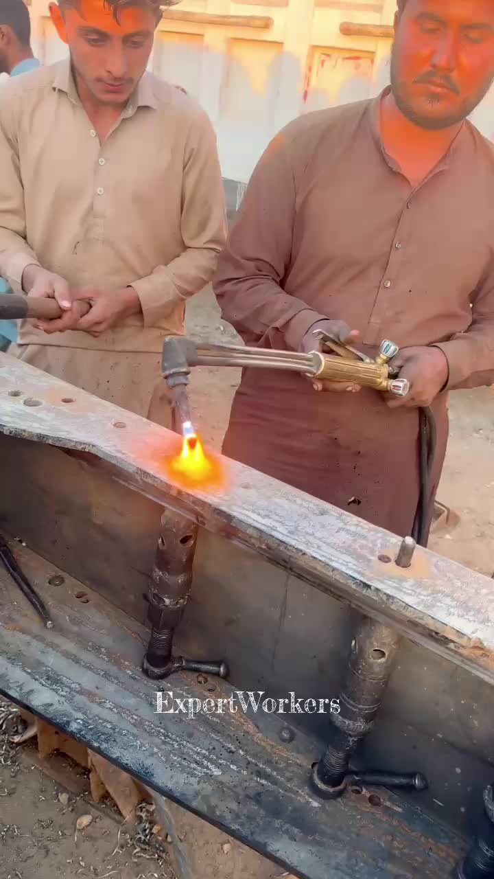 @Expert workers