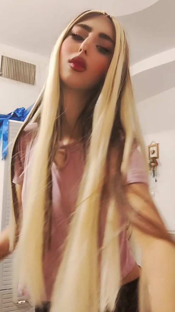 @niyoshafadavi