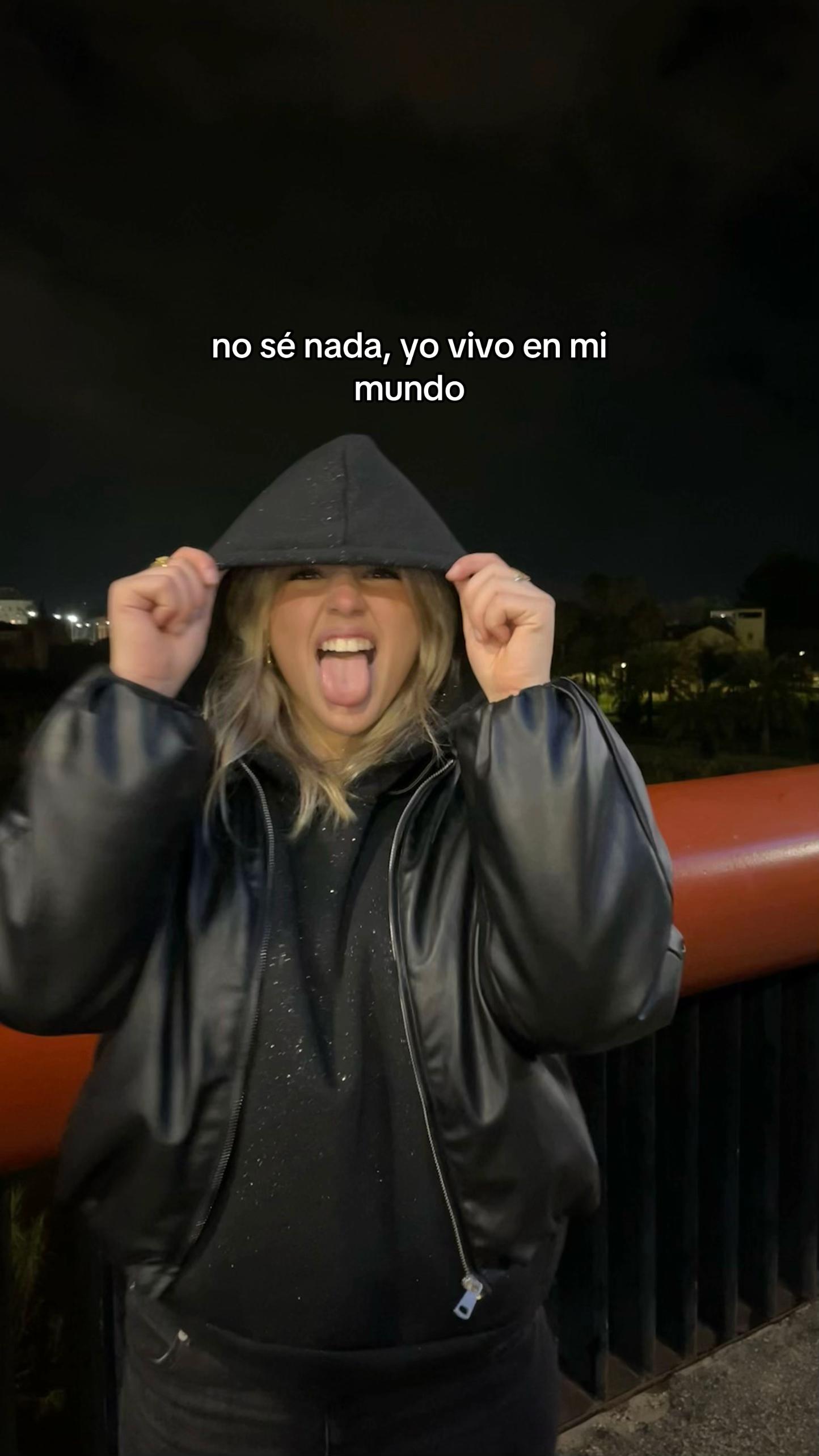 @𝐄𝐬𝐭𝐞𝐟𝐚𝐧𝐢𝐚