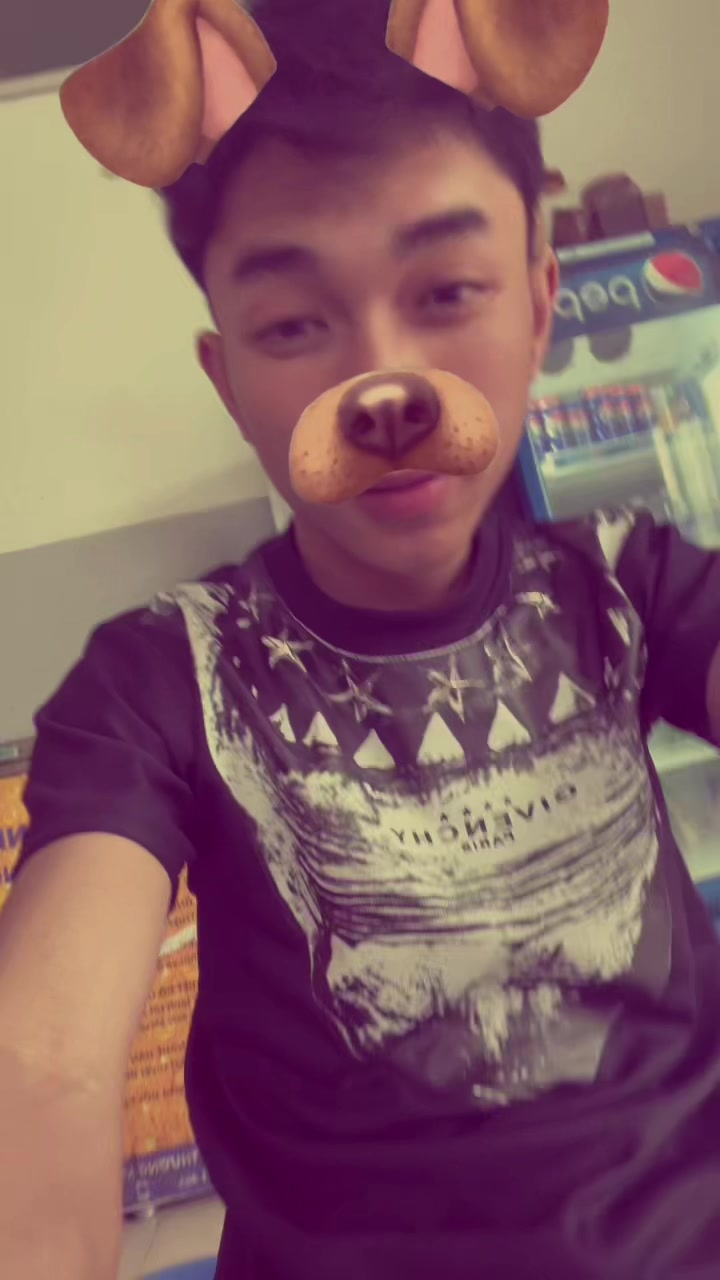 @🔪Duy b&eacute;🐆