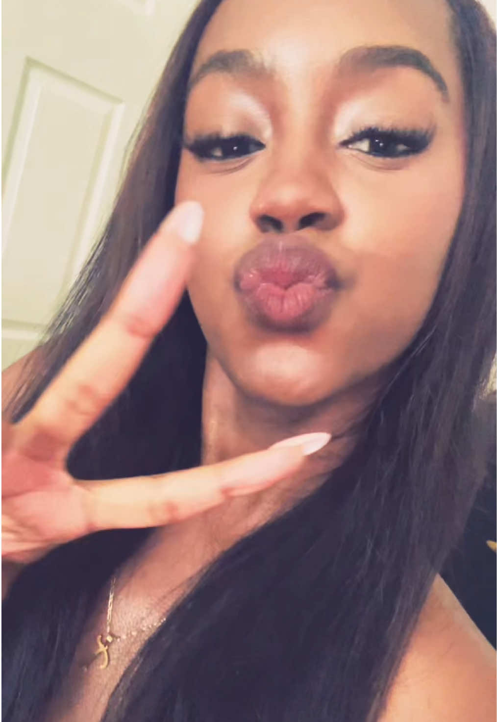 @T💋