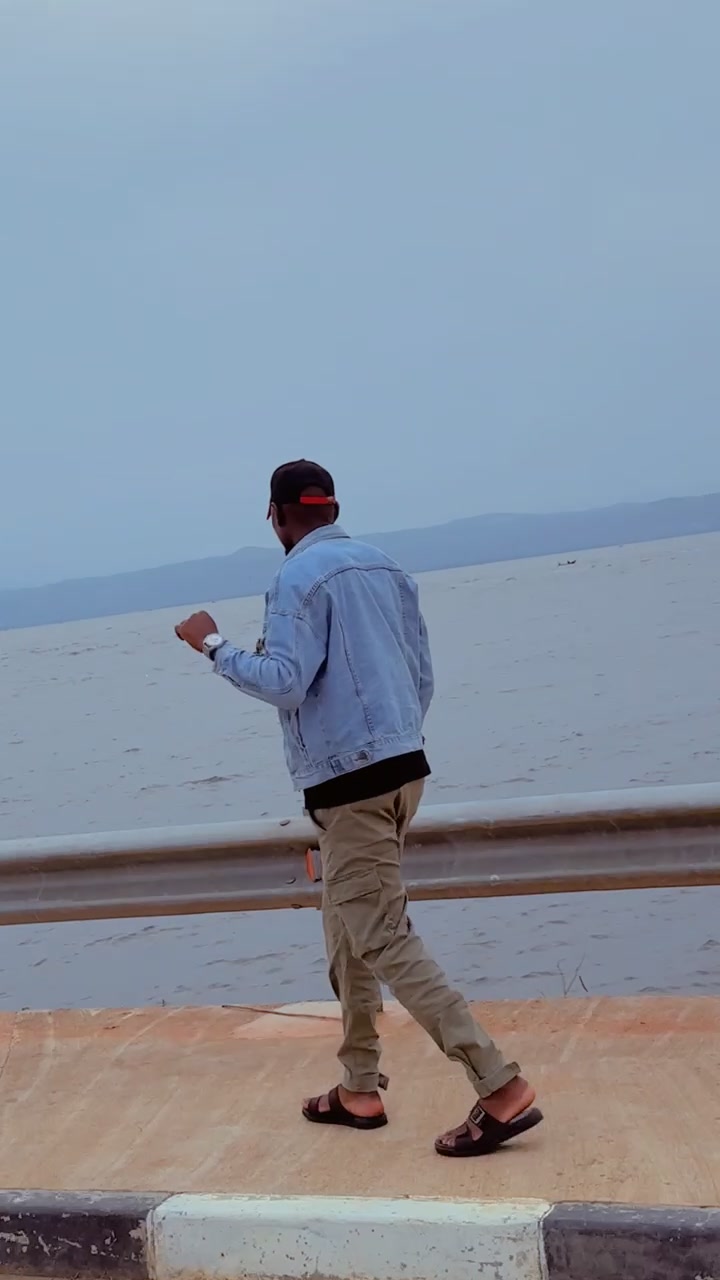 @Benjamin Nyakoojo