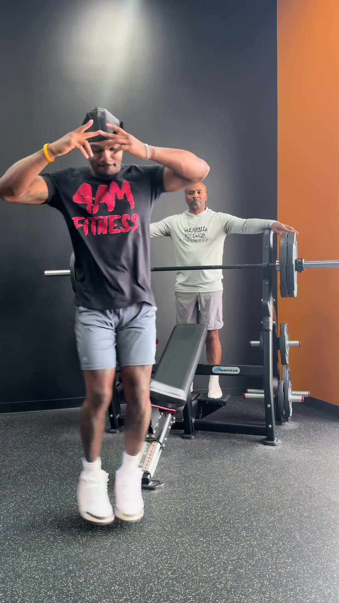 @4:AM Fitness