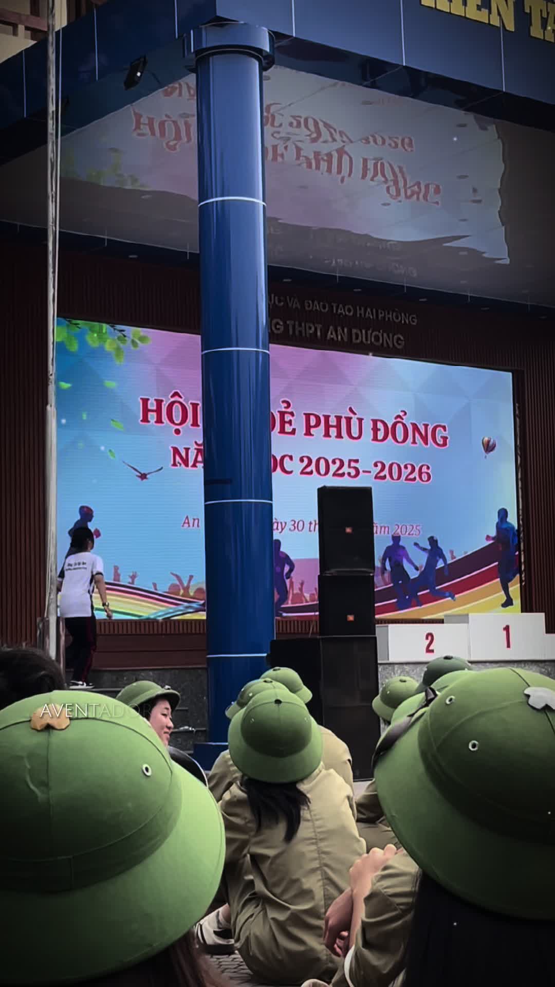 @Siu nh&acirc;n học Luật 📚👓