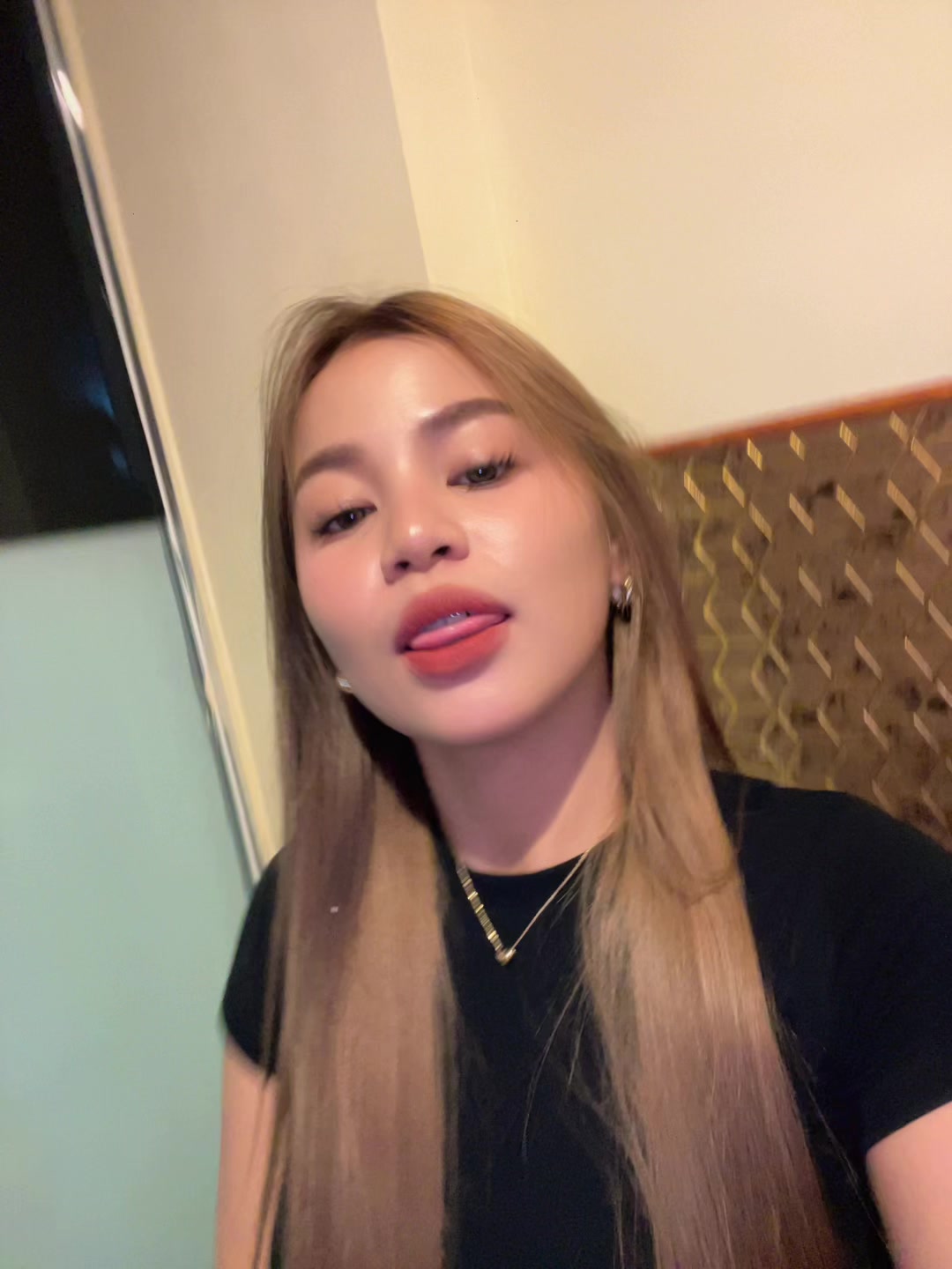 @Shangiiii