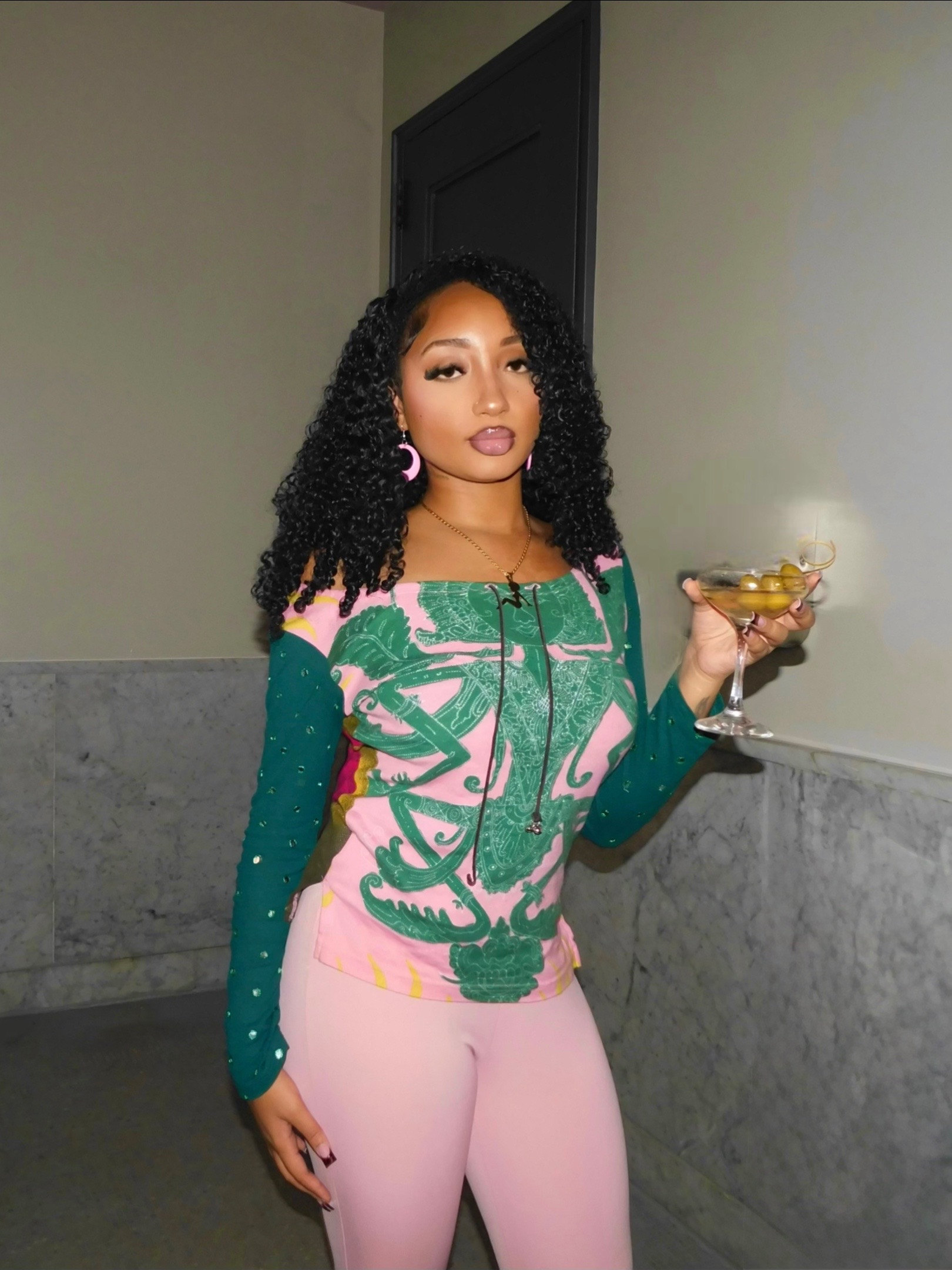 @nia
