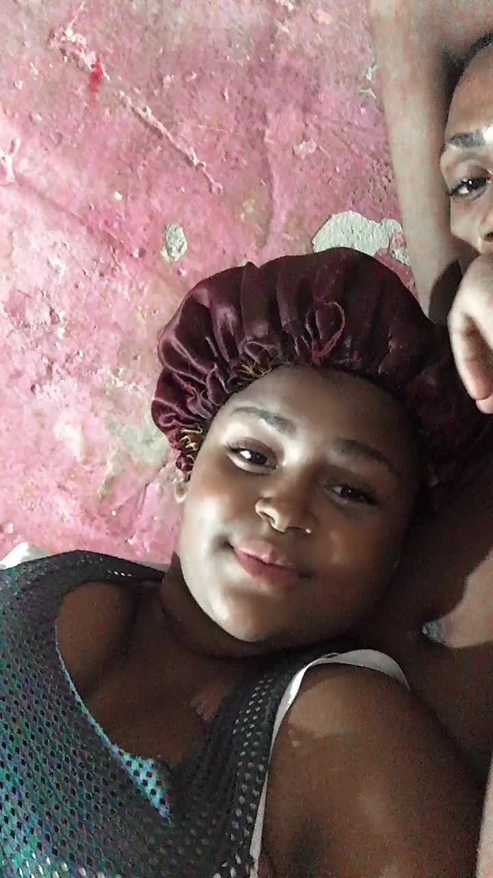 @Preta Rara