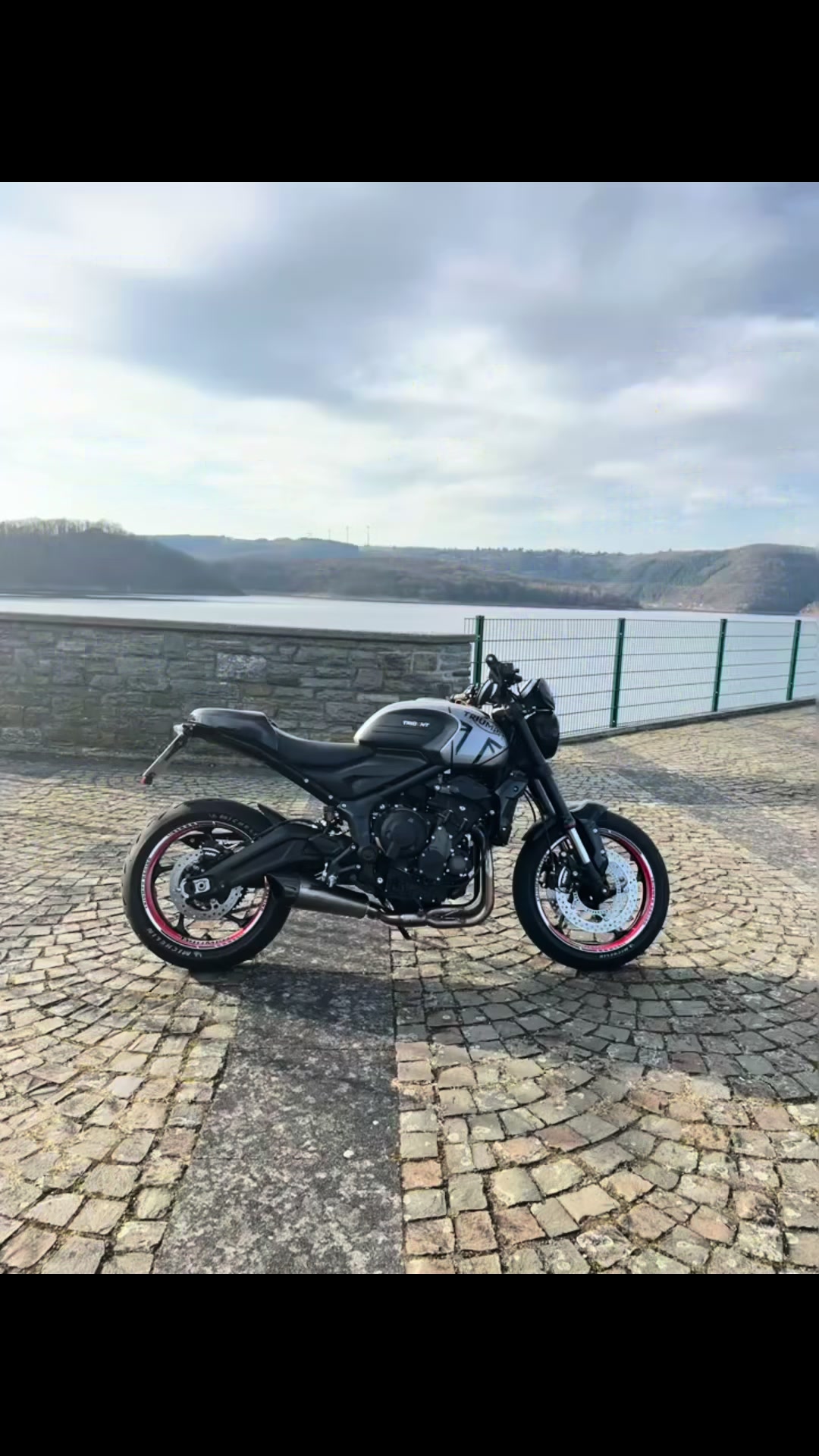 @Luca🏍
