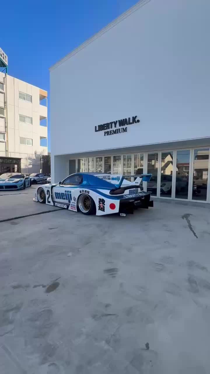 @LIBERTYWALK_Toshi