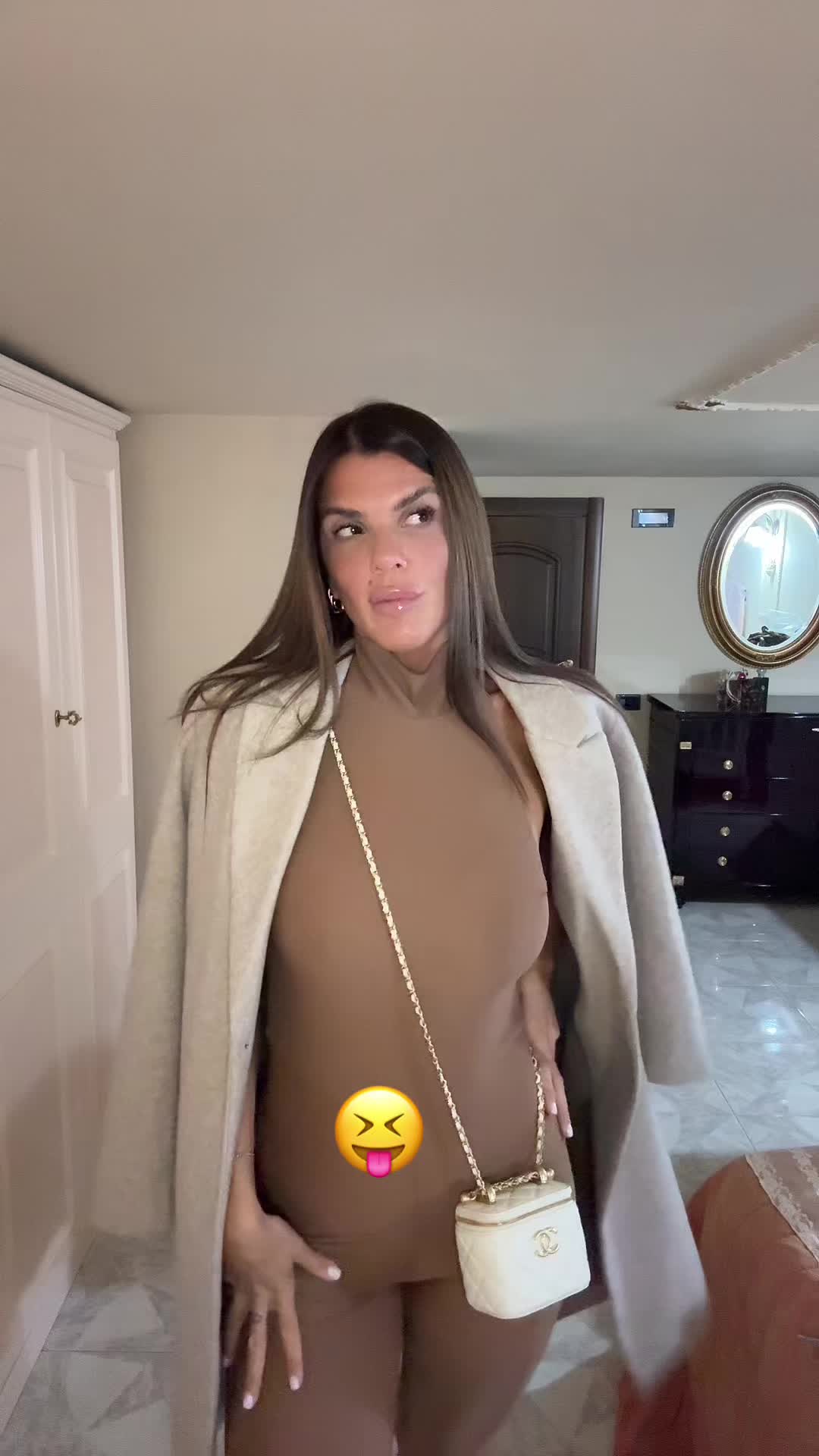 @nunziagiuliano&oacute;li&oacute;