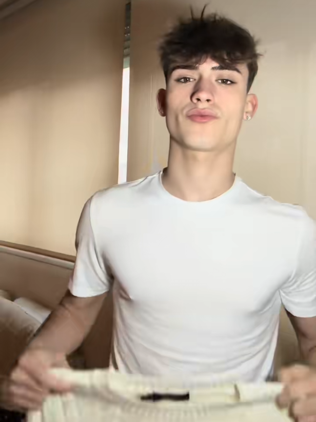@🥊💸