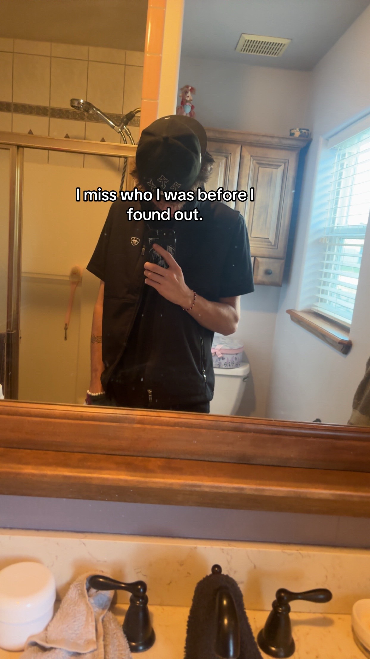 @️