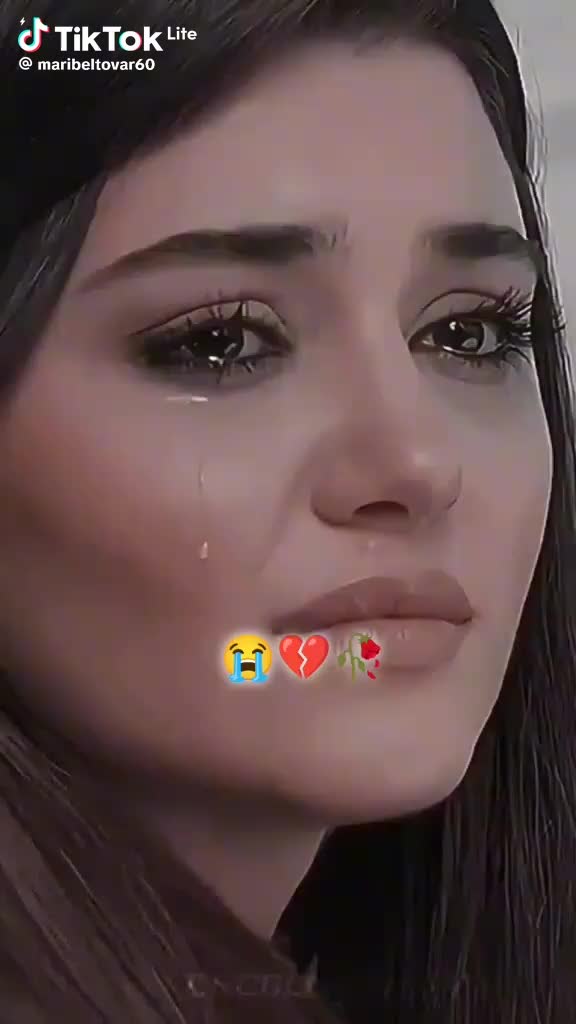 @𝕝𝕒𝕦𝕣𝕒 𝕣𝕦𝕚𝕫