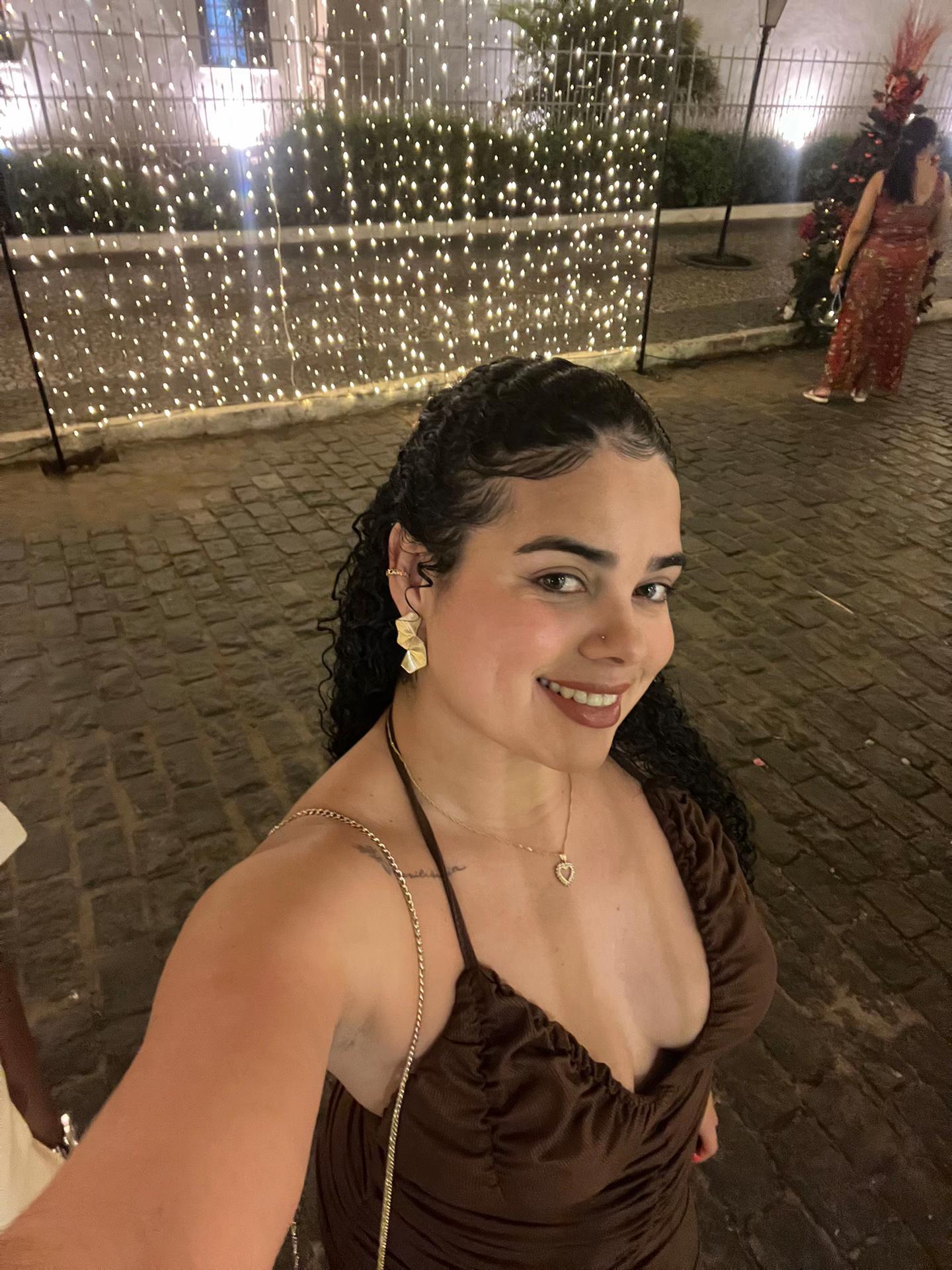 @caroolqueiroz_