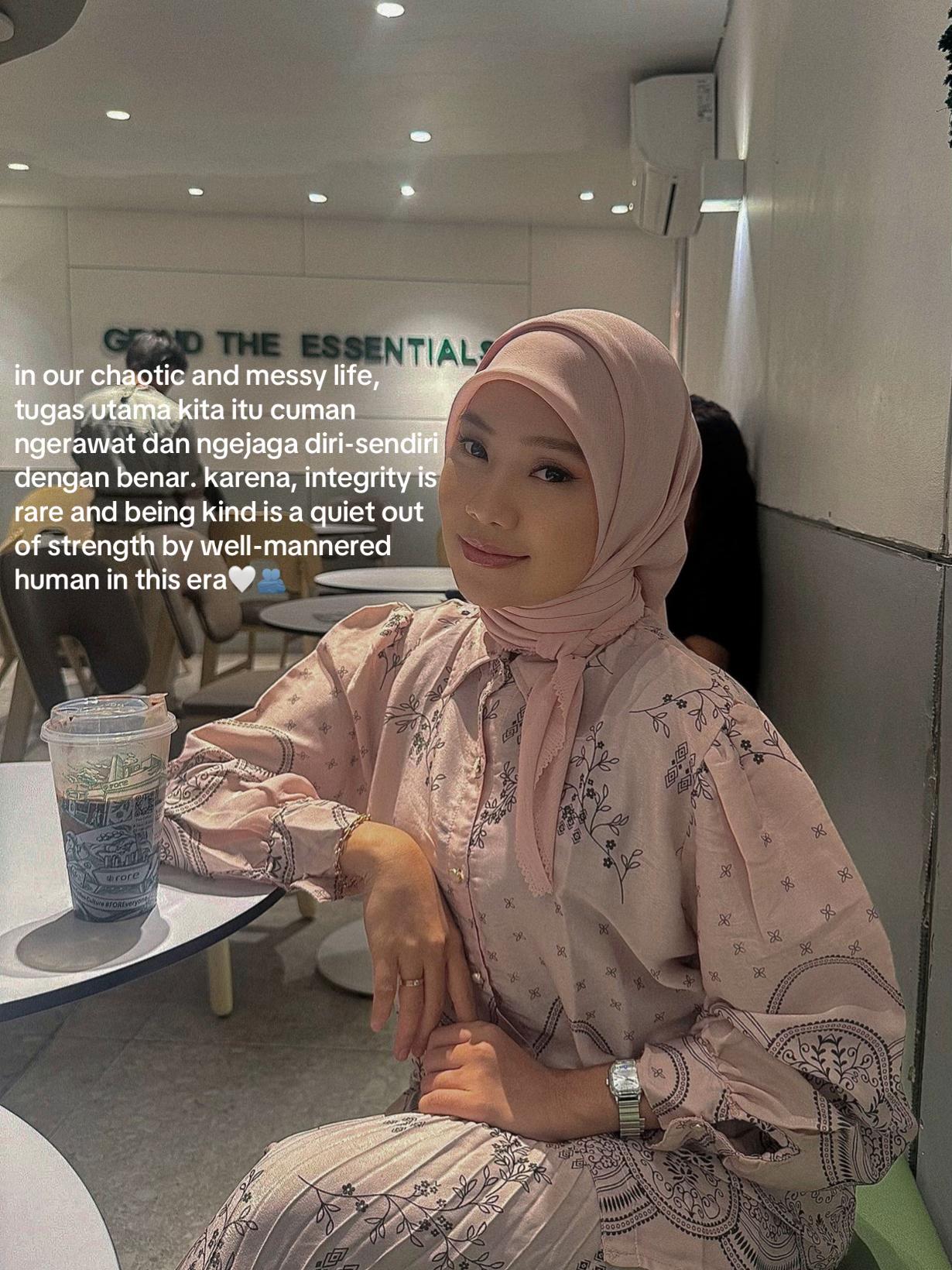 @riana novita azmi