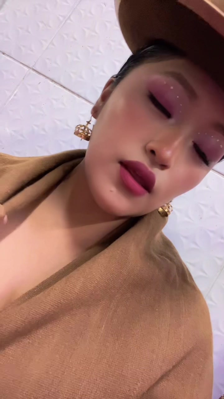 @Cinthia Alondra 🖤