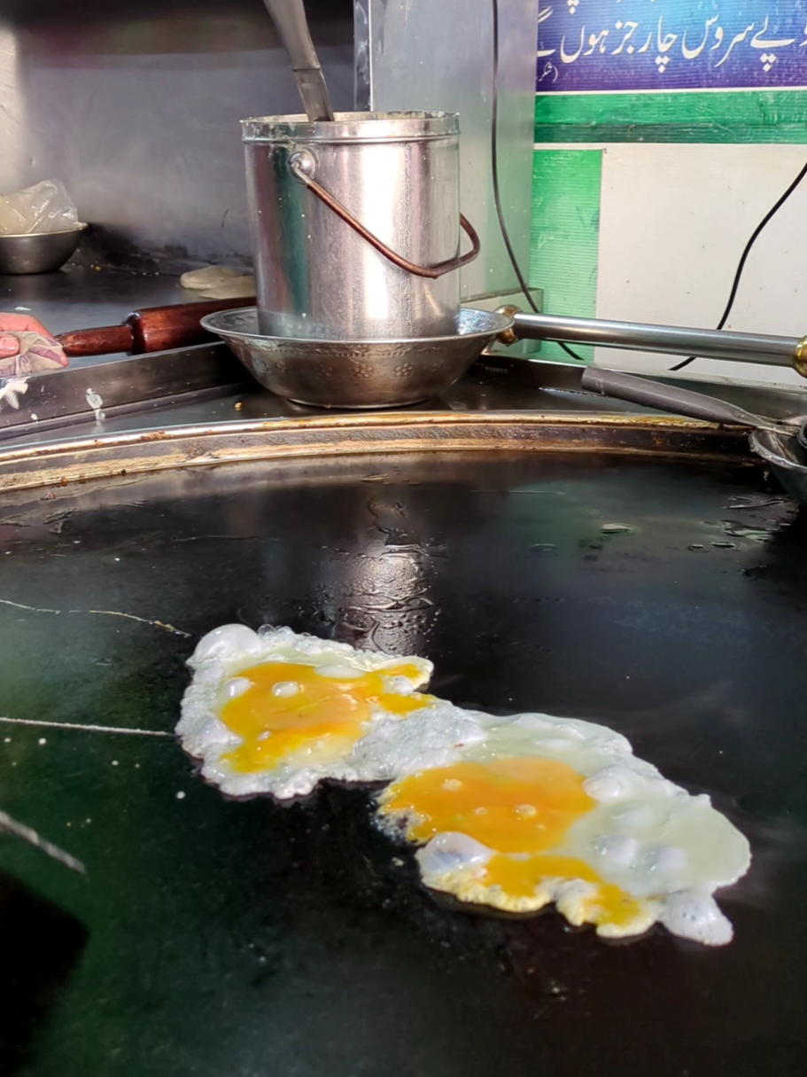 @Street Food Qasim