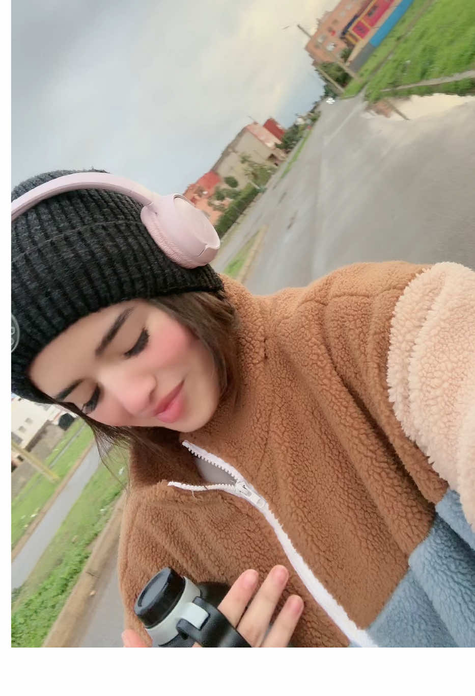 @&Eacute;ly🦂