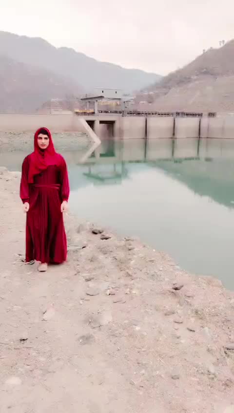 @nainakashaamiri