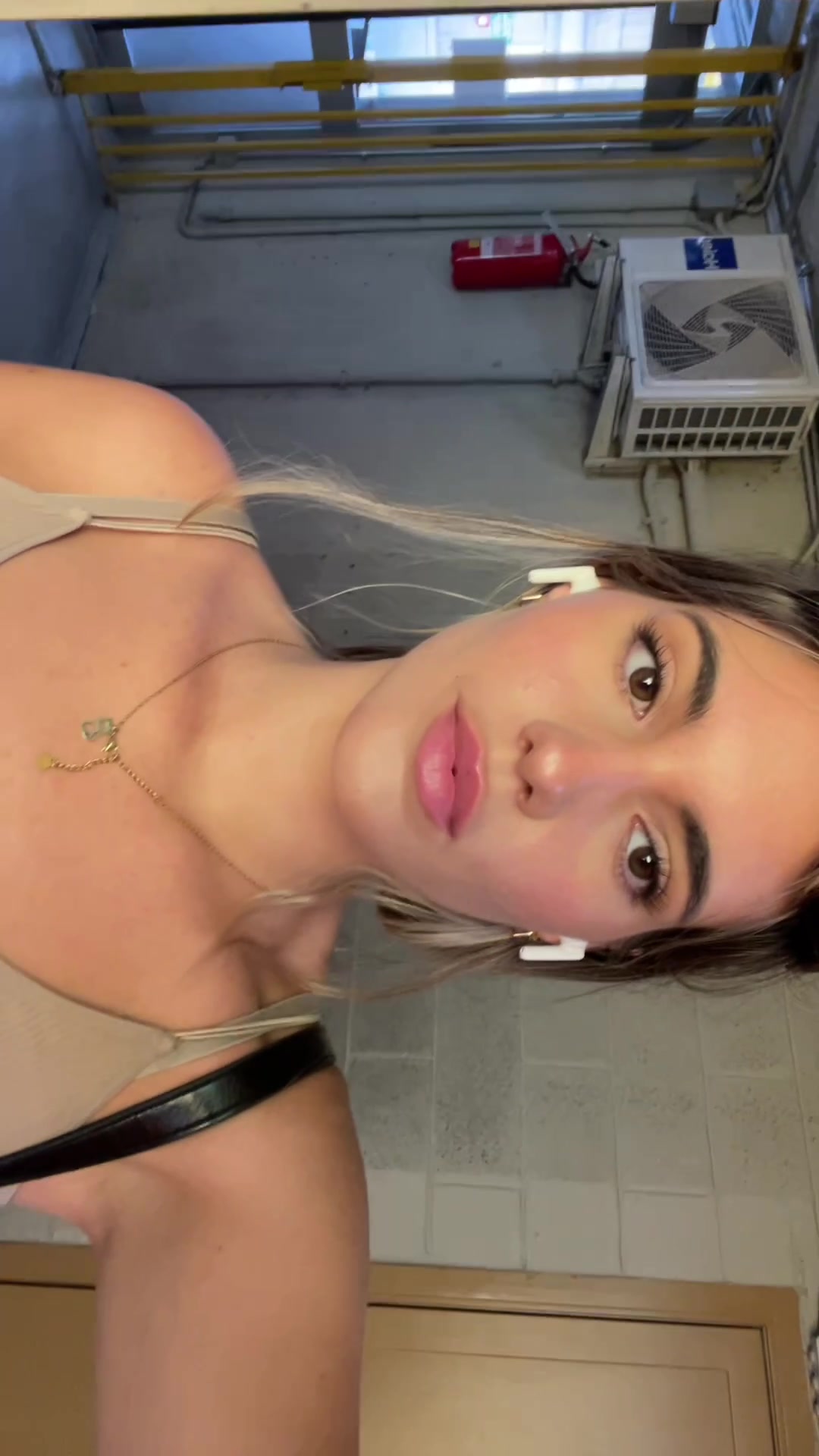 @lauramaot