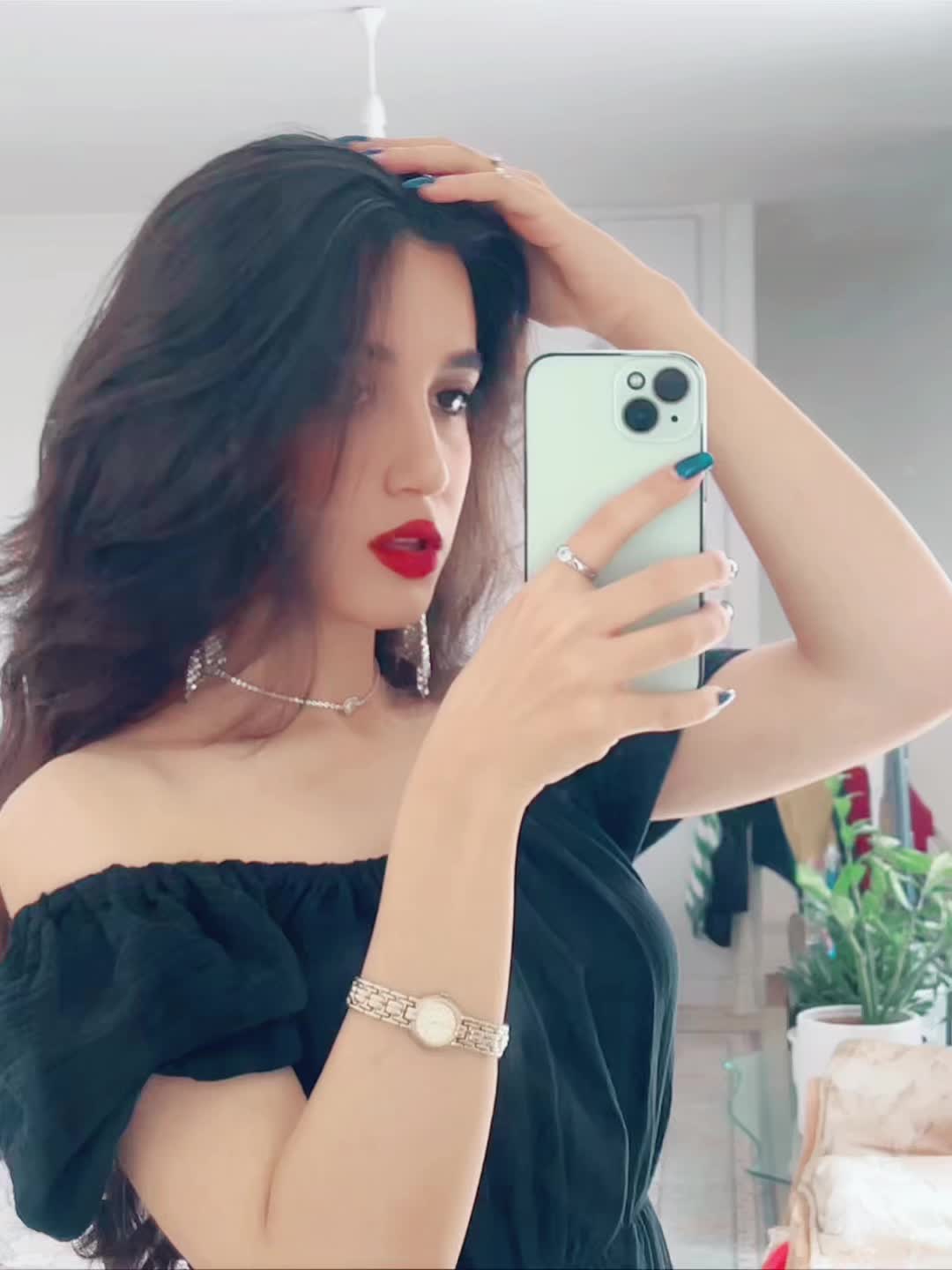@neginmahmoudi1